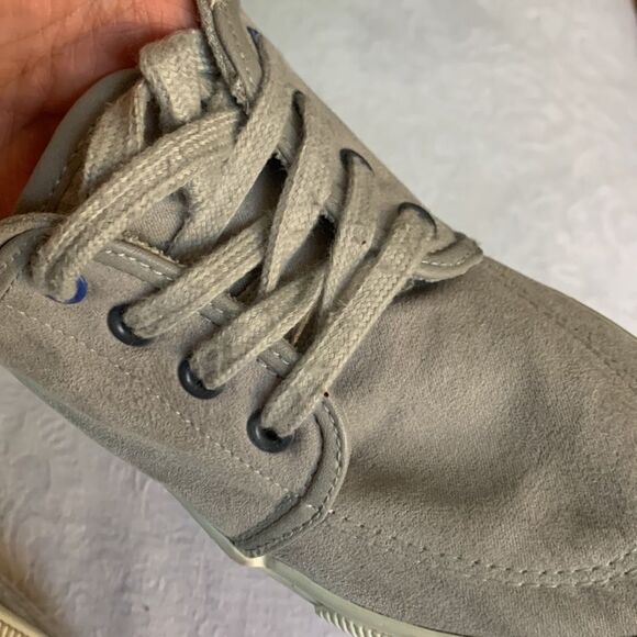 Cat & Jack Sneakers Kids Gray Size 2 - Picture 11 of 11